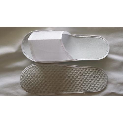 Unisex Non-Skid Disposable Slippers (50, REGULAR)