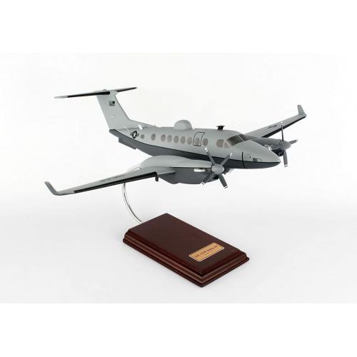 Desktop Models Daron MC-12W USAF 1/32 Project Liberty