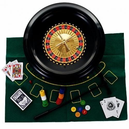 Trademark Poker 16 Roulette Set With Accessories