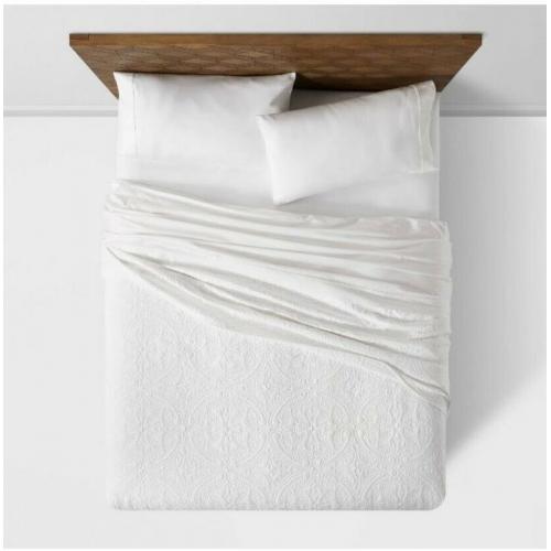 Twin/Twin Extra Long Medallion Stitch Quilt White - Opalhouse