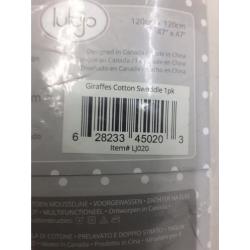 Lulujo Baby Cotton Muslin Swaddle Blanket. My Giraffe.