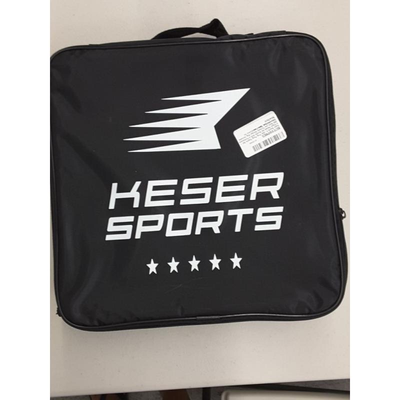 Keser Sports. Ping pong paddle set. 4-player racket set bundle with 8 Professional balls