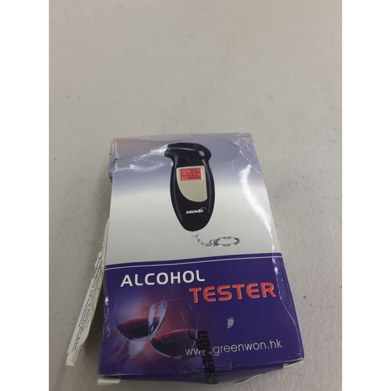 Professional Breathalyzer Keychain by Emerywood: Alcohol Tester Red Backlit Breath Analyzer Portable High-Precision Breathalyzer with LCD Display and Replacement Mouthpieces