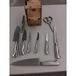 Sabatier 10 Piece Edgekeeper Cutlery Set and Block