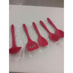 StarPack Basics Silicone Kitchen Utensil Set (5 Piece Set, 10.5) - High Heat Resistant to 480°F, Hygienic One Piece DesignSpatulas, Serving and Mixing Spoons (Cherry Red)