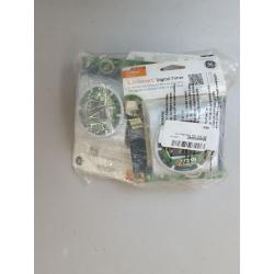 GE Sun Smart Indoor Plug-In Digital 7-Day Timer (White) 15079