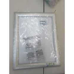 SECO Front Load Easy Open Snap Frame