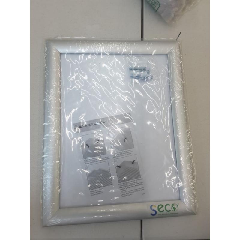 SECO Front Load Easy Open Snap Frame