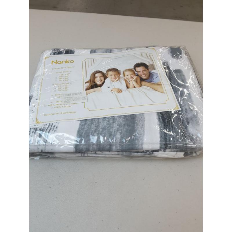 Nanko Art Duvet Cover Set Queen, 3 Piece , Black and White