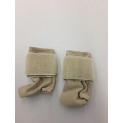 Mueller Compression Gloves - Beige (small)