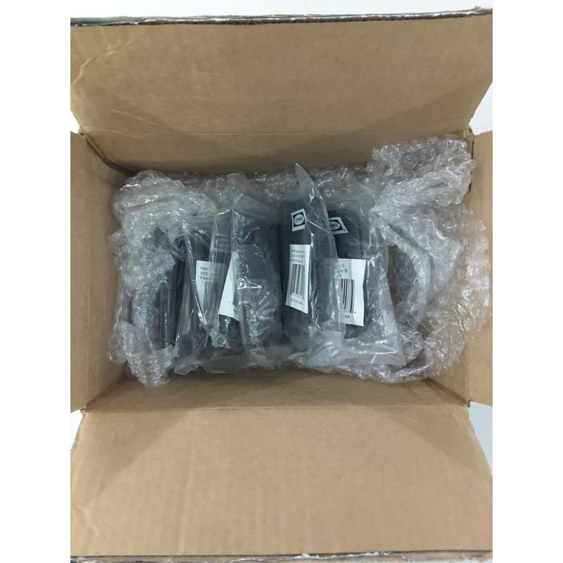 Cosmas Flat Black Door Hinge 4 Inch X 4 Inch With 5/8 Inch Radius Corners