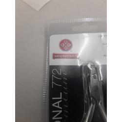 Mundial Cuticle Nipper