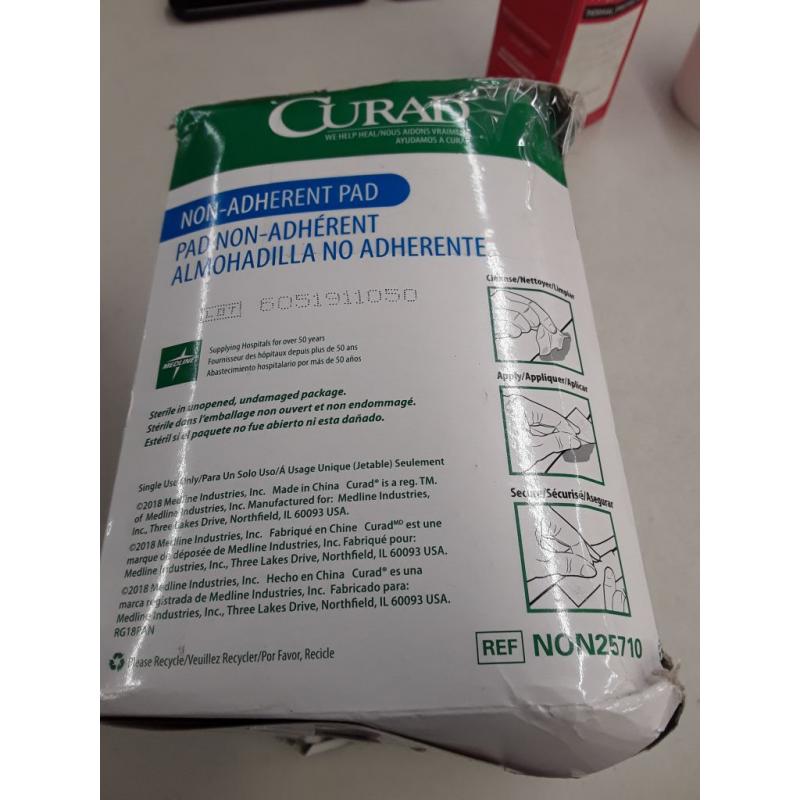 Curad Non Adherent Sterile Pads