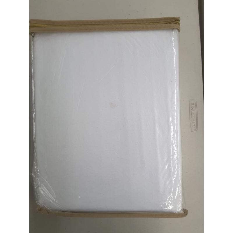 Ultraplush Premium Waterproof Mattress Protector, Queen