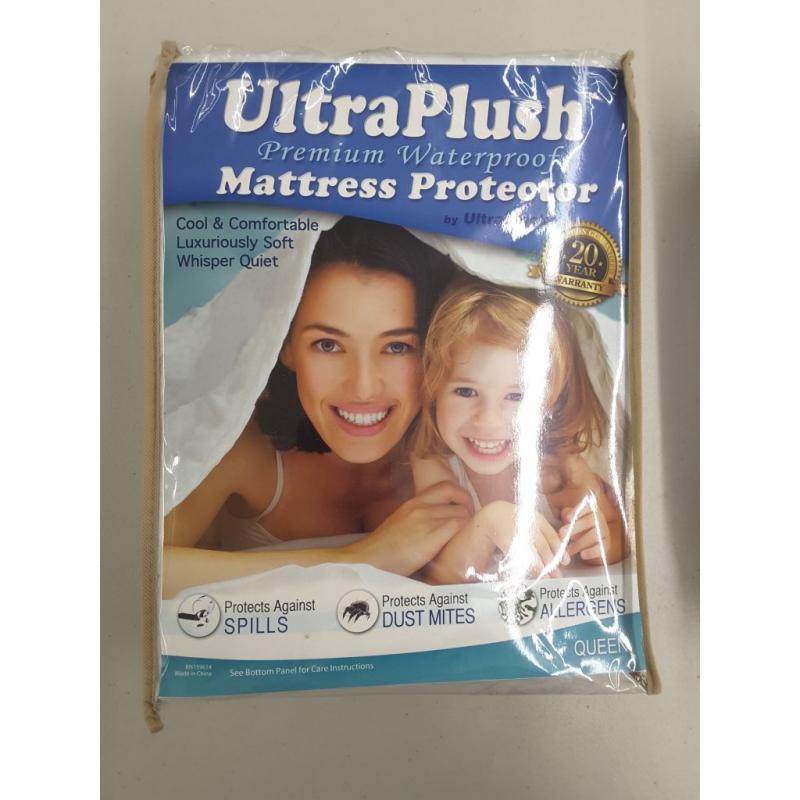 Ultraplush Premium Waterproof Mattress Protector, Queen