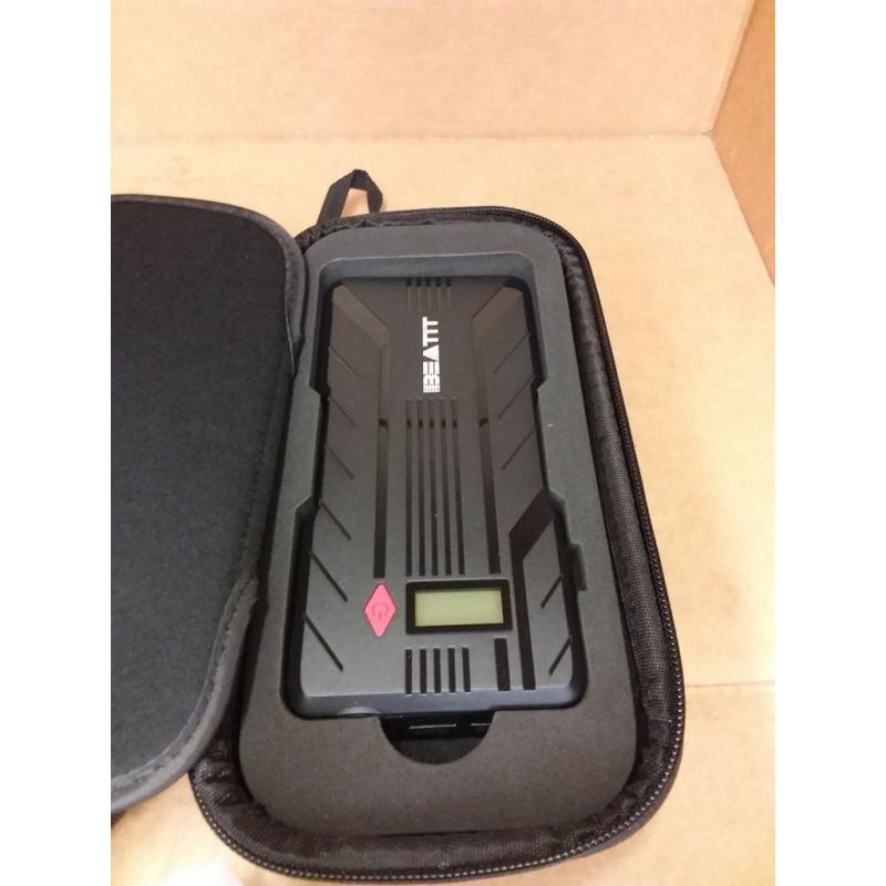 BEATIT G18 QDSP 2000Amp Peak 12V Portable Car Jump Starter (Up to 8.0L Gas and Diesel) 21000mAh Power Bank with Wireless Charger Car Battery Charger Smart Jumper Cables