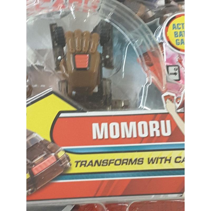 Mecard Momoru Deluxe Figure