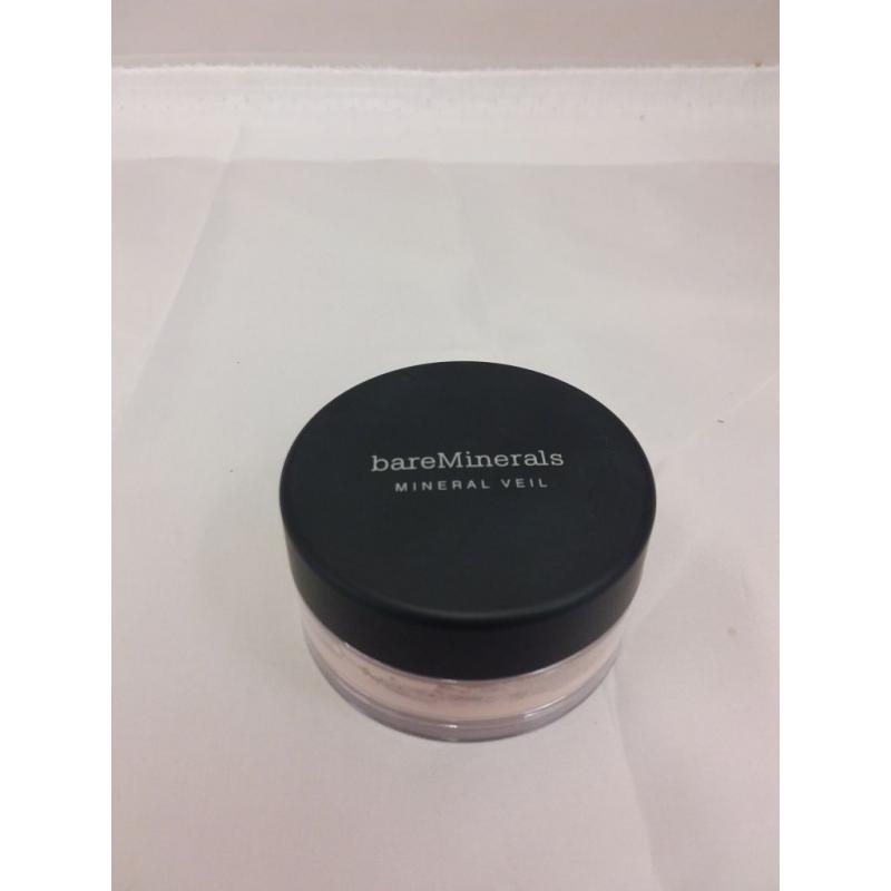 bareMinerals Essentials Mineral Veil