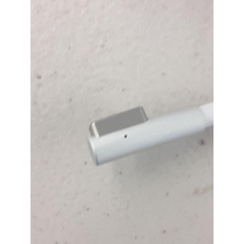 Mac Book Pro Charger