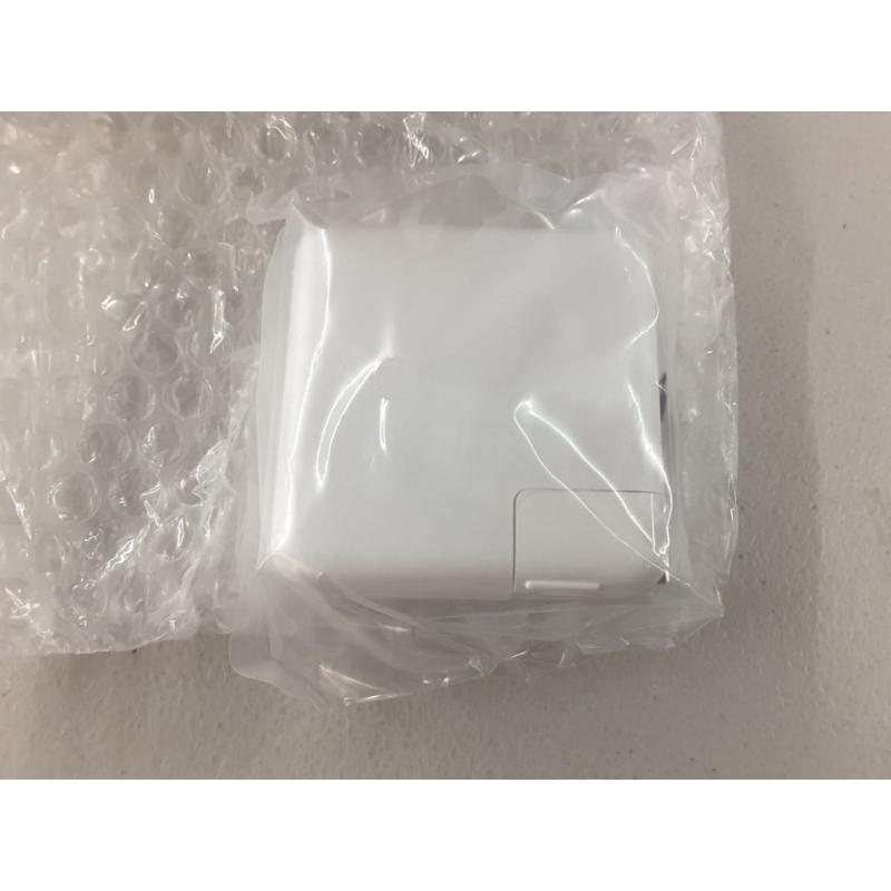 USB C Charger Power Adapter for Charging MacBook Pro/Air, and Type C Interface Charger