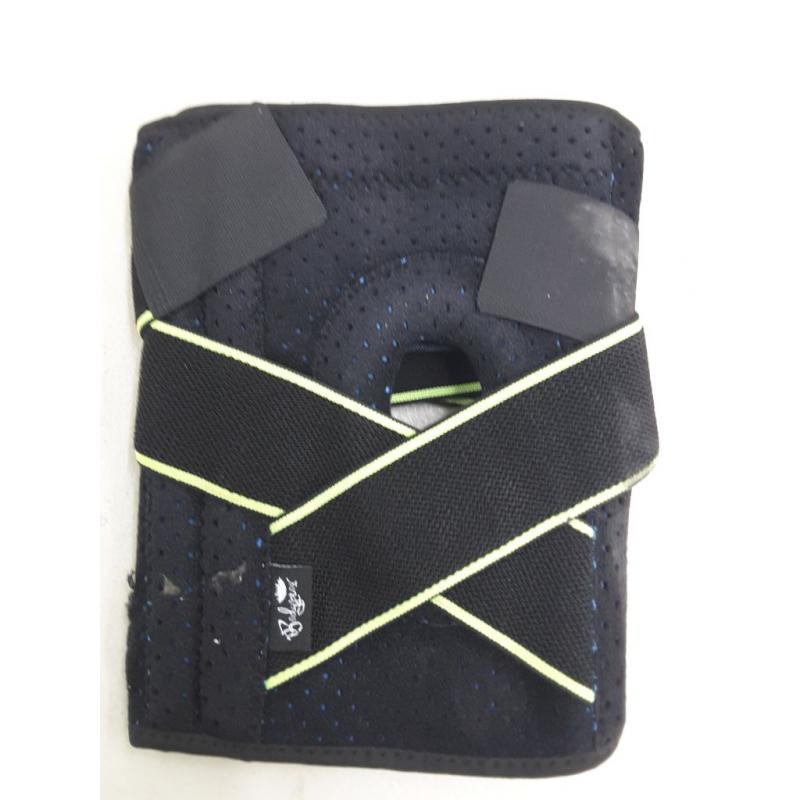 Knee Brace With Side Stabilizers and Patella Gel Pads