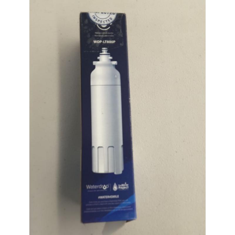 Refrigerator Water Filter Replacement