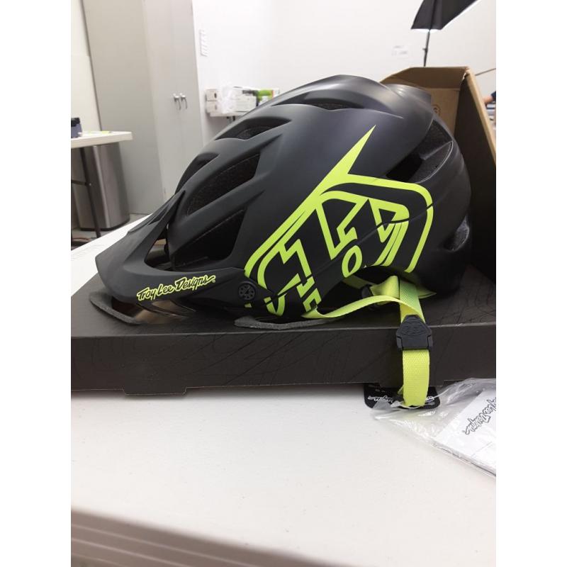 Troy Lee Designs Adult | Trail | Enduro | Half Shell A1 Drone Mountain Biking Helmet (Medium/Large, Black/Flo Yellow)