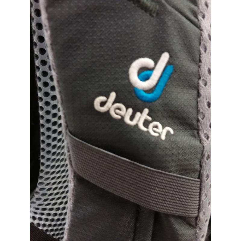 Deuter Futura PRO 44 EL Backpack - Graphite/Black