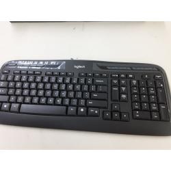 Logitech Mk320 Wireless Desktop Keyboard and Mouse Combo