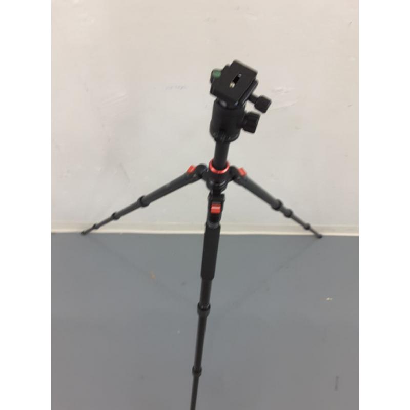 Neewer Professional Video Tripod