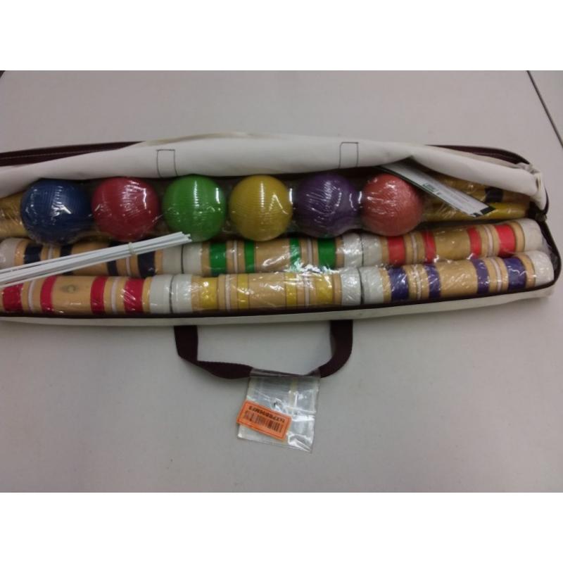 Six-Player Deluxe Croquet Set