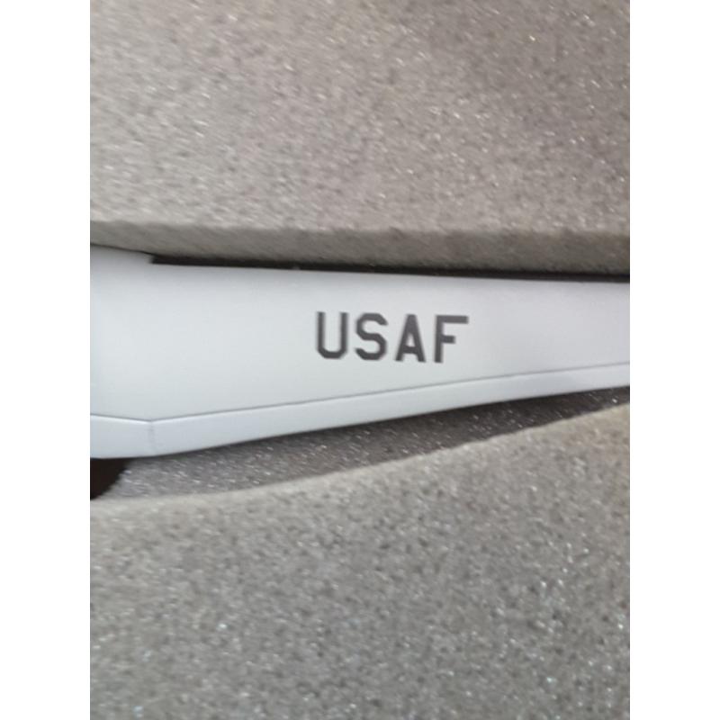 Desktop Models Daron MC-12W USAF 1/32 Project Liberty