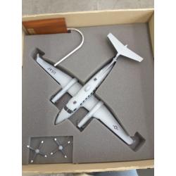 Desktop Models Daron MC-12W USAF 1/32 Project Liberty