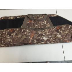 Elkton Outdoors Deluxe Bow Case, HB Camo Color