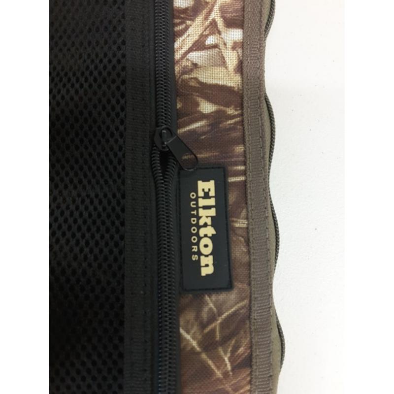 Elkton Outdoors Deluxe Bow Case, HB Camo Color