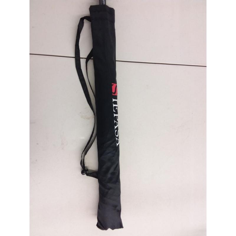 Inverted Umbrella with C-Shaped Handle