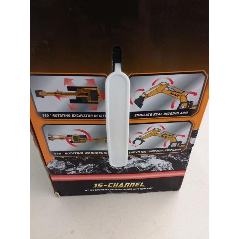 Deao RC Digger Truck With Extra Claw 2.4ghz Sync System For Multi Players