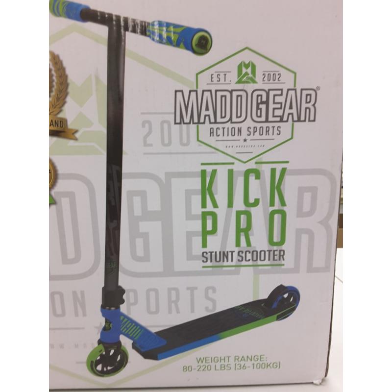 Madd Gear MGP Action Sports Kick Pro Scooter, Blue/Green