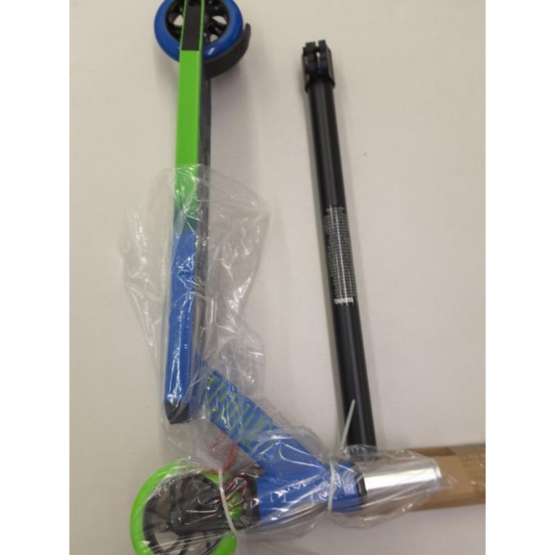 Madd Gear MGP Action Sports Kick Pro Scooter, Blue/Green