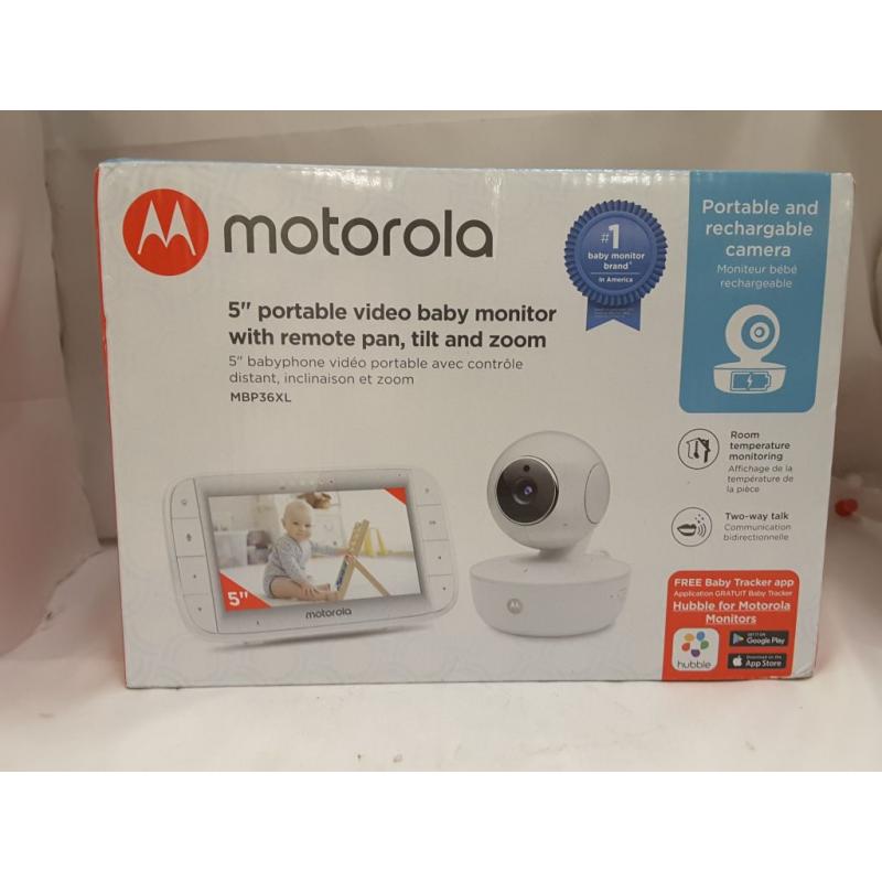 Motorola Baby Bundle: 5 Portable Video Baby Monitor and Smart Ear Thermometer
