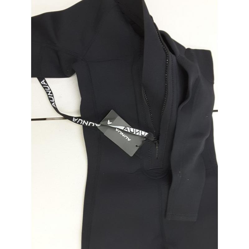 Aunua Youth Neoprene Black Wet Suit, Size US 12, Warm Water Under 30°c,