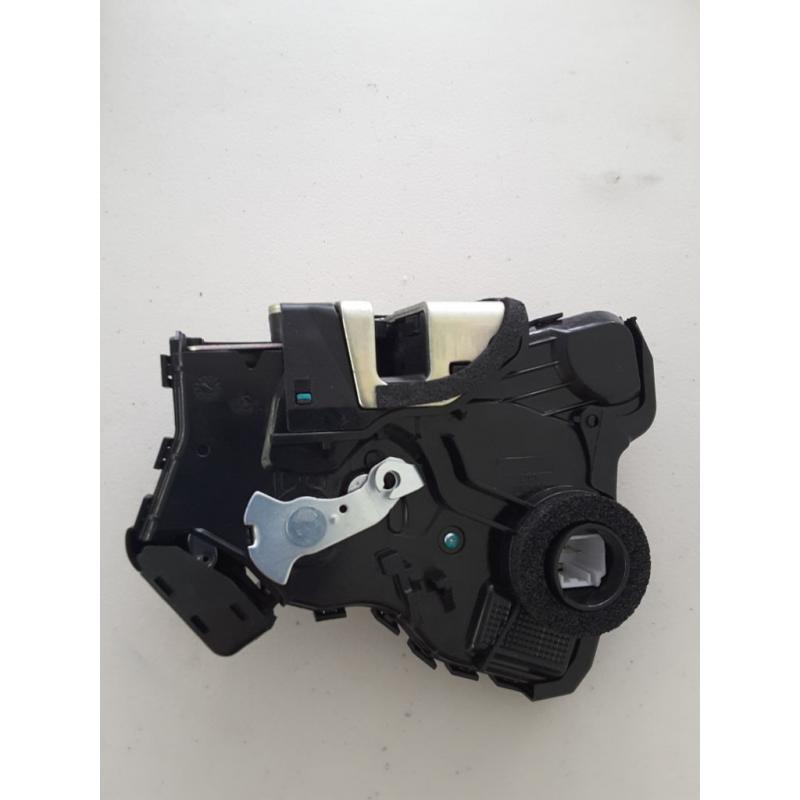FAERSI 931-401 Door Lock Actuator Motor Front Left Driver Side Replacement