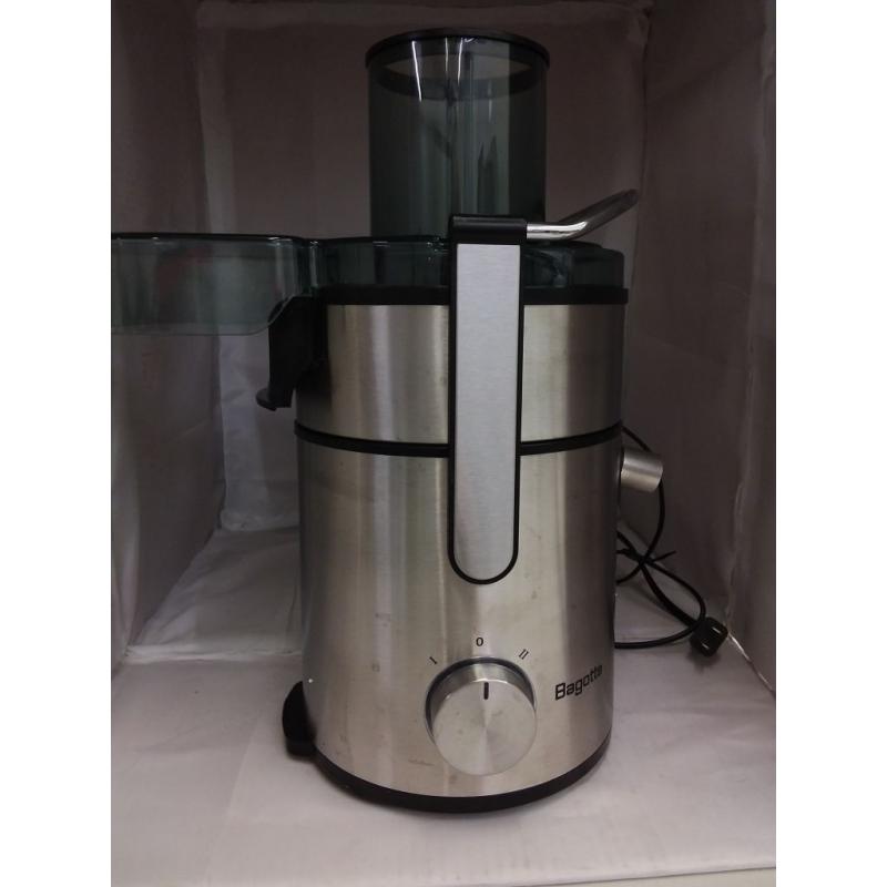 Juice extractor. DB 002