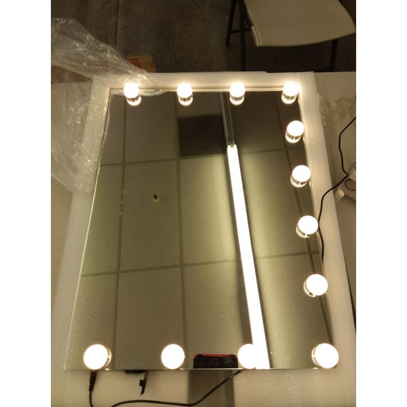 SHOWTIMEZ Vanity Mirror with Lights Table