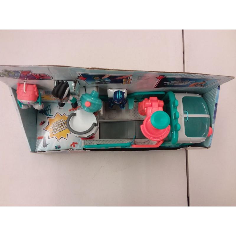 Hasbro PjMasks Romeo Bot Builder Hero ID Playset
