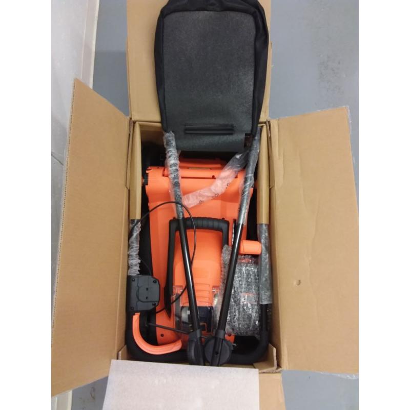 LawnMaster CLMF4015K Cordless Brushless Lawn Mower 40V Max Lithium-Ion 15-Inch with 4.0Ah Battery & Charger