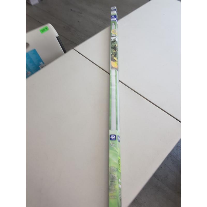 Great Value LED Light Bulb, 18W (32W/40W Equivalent) T8/T12 Grow Light Replacement Lamp G13 Base, Non-dimmable, Plant Light, 48-inches, 1-Pack