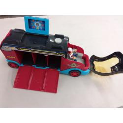 Mighty pups cruiser bus w/ figure