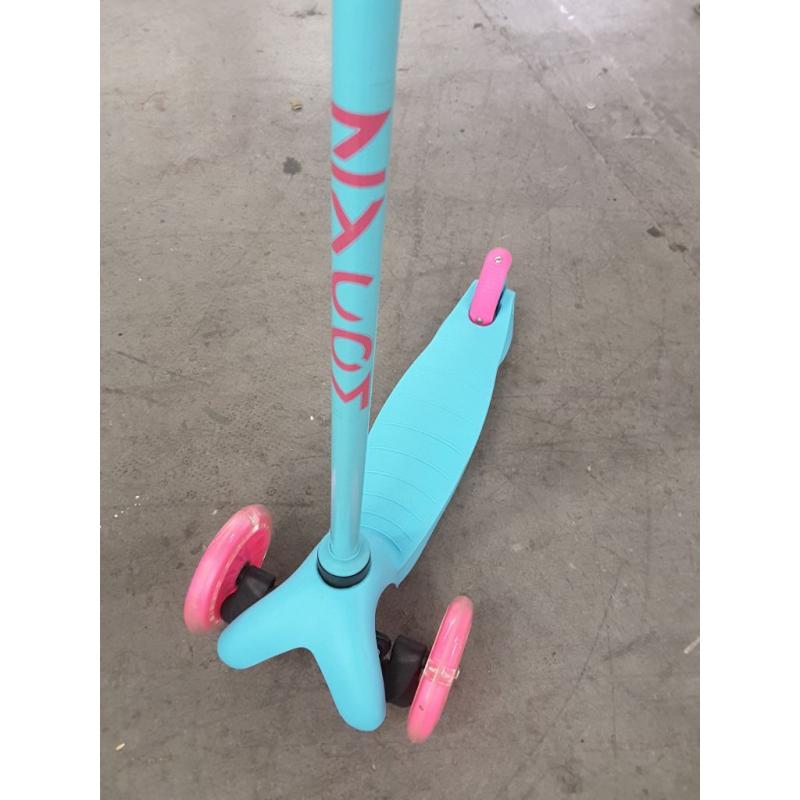 Zipper scooter ages 3+