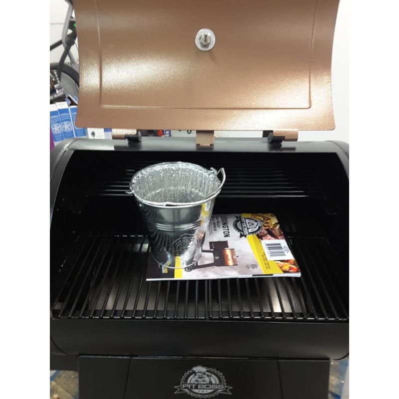 Pit Boss Lexington Wood Pellet Grill & Smoker